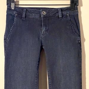 BCBGMaxAzria Beautiful Boot Cut Jean Sz25